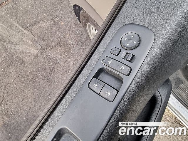 Hyundai Staria Smart, 2022 12