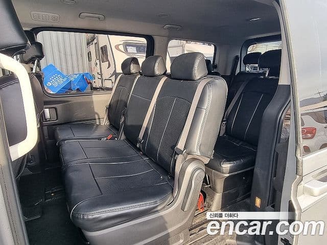 Hyundai Staria Smart, 2022 14