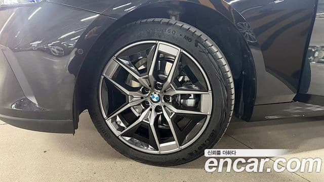 BMW 5시리즈 (G60), 2025 все фото