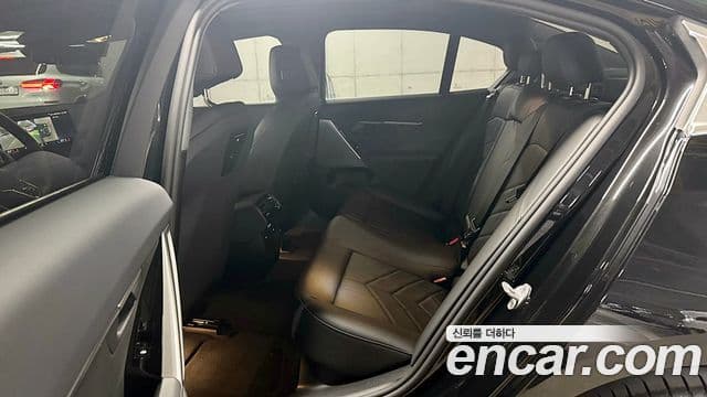 BMW 5시리즈 (G60), 2025 14