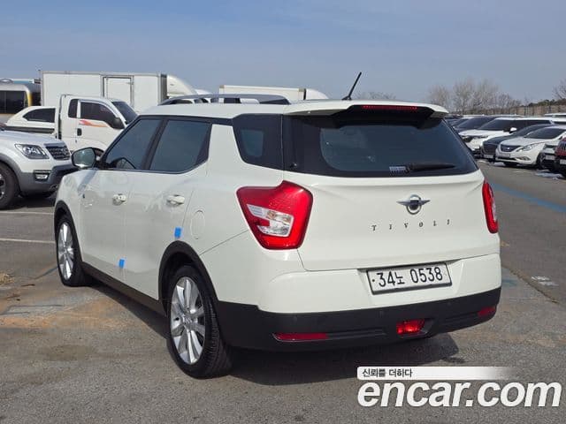 KG모빌리티(SsangYong) Tivoli Air дизель IX 2WD, 2016 все фото