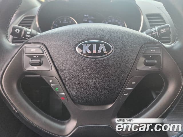 Kia K3 Luxury, 2015 8