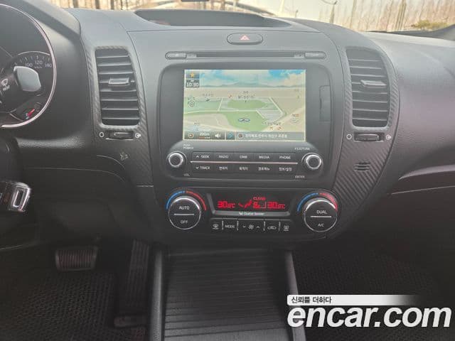 Kia K3 Luxury, 2015 9