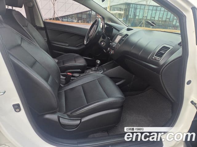 Kia K3 Luxury, 2015 14