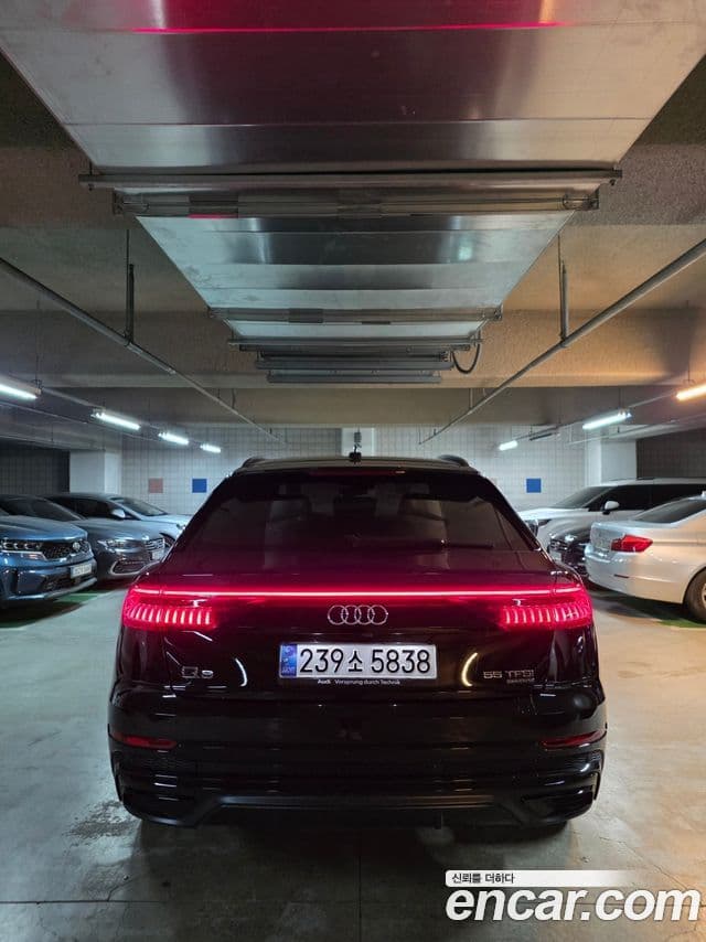 Audi Q8 (4M) Premium, 2023 4