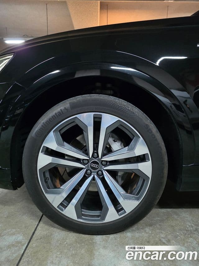 Audi Q8 (4M) Premium, 2023 все фото