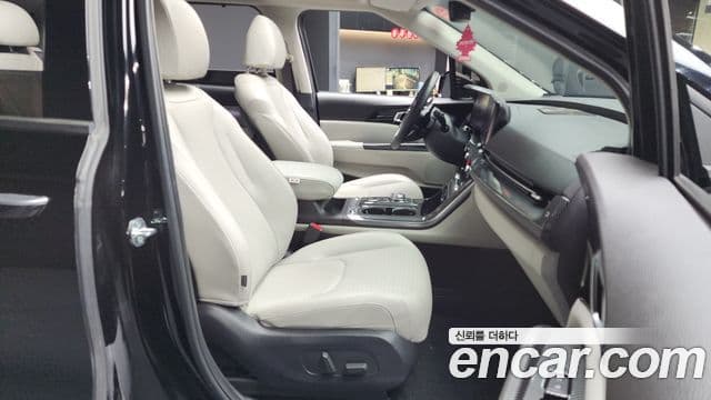 Kia Carnival 4세대 Signature, 2021 11