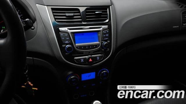 Hyundai Accent(новый кузов / новое поколение) Modern, 2014 15