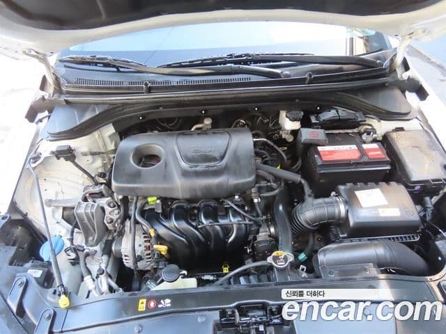 Hyundai Avante AD 1.6 GDI Value Plus, 2018 6