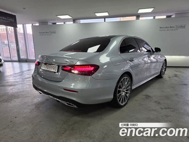 Mercedes-Benz E-класс W213 AMG Line, 2022 2