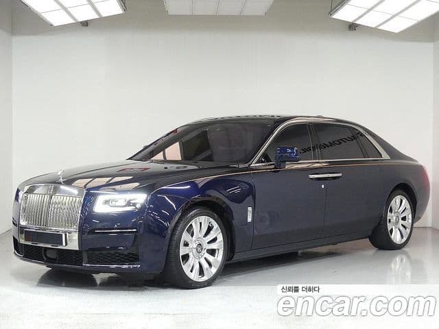 Rolls-Royce 고스트 2세대 6.7 EWB V12, 2022 1