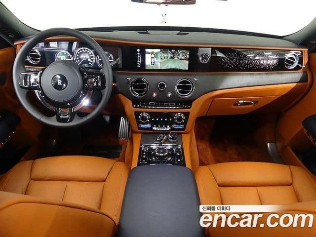 Rolls-Royce 고스트 2세대 6.7 EWB V12, 2022 6