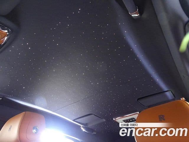 Rolls-Royce 고스트 2세대 6.7 EWB V12, 2022 12