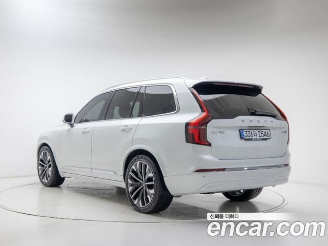 Volvo XC90 2세대 B6 Ultra Bright, 2026 4