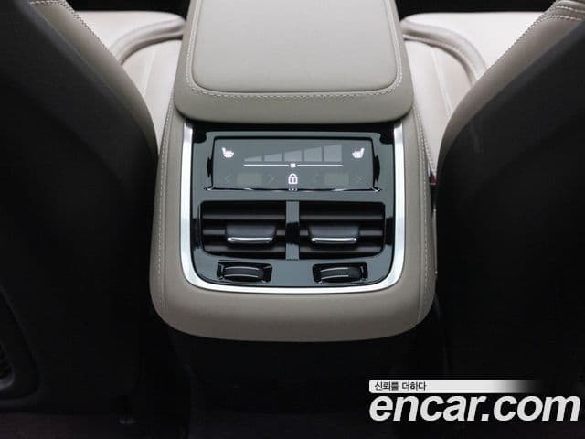 Volvo XC90 2세대 B6 Ultra Bright, 2026 12