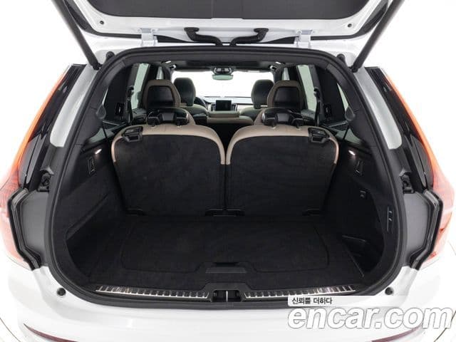 Volvo XC90 2세대 B6 Ultra Bright, 2026 17