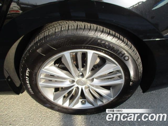 Hyundai Grandeur HG HG240 Modern Collection, 2016 12