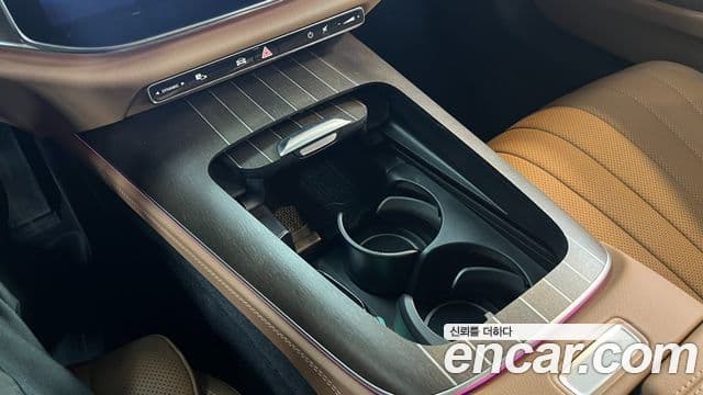 Mercedes-Benz E-класс W214 Exclusive, 2025 16