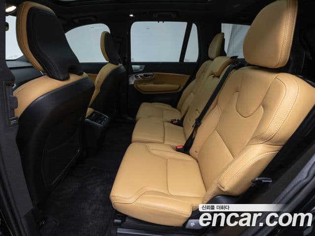 Volvo XC90 2세대 B6 Ultra Bright, 2025 10