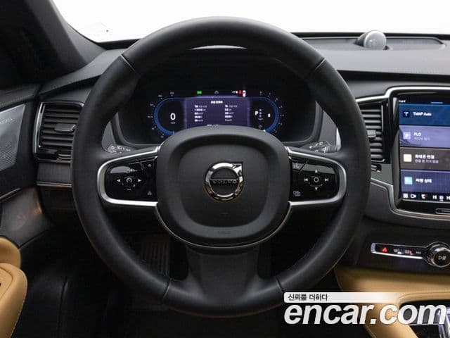 Volvo XC90 2세대 B6 Ultra Bright, 2025 11