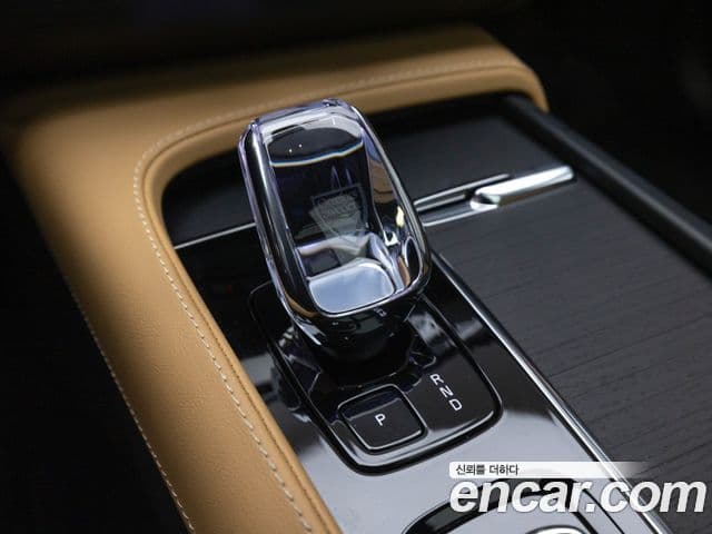 Volvo XC90 2세대 B6 Ultra Bright, 2025 12