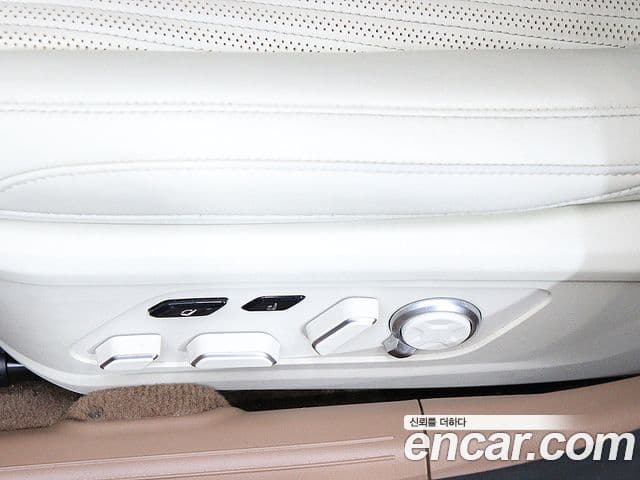 Hyundai Grandeur (GN7) Calligraphy, 2023 12