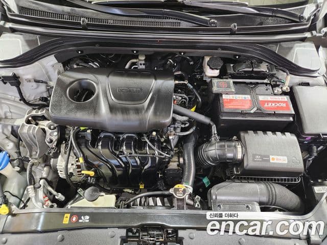 Hyundai Avante AD 1.6 GDI Smart, 2018 9