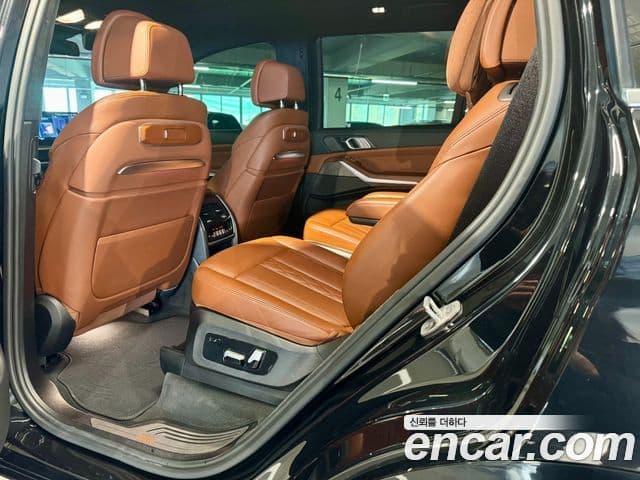 BMW X7 (G07) xDrive 40i Design Pure Excellence 6인승, 2023 11