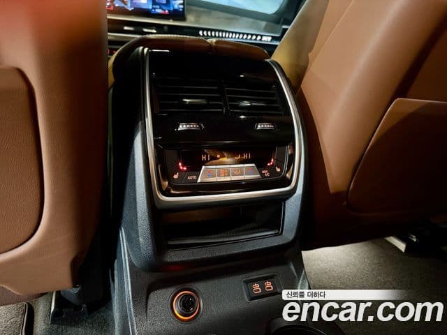 BMW X7 (G07) xDrive 40i Design Pure Excellence 6인승, 2023 17