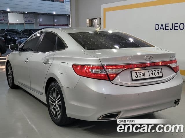 Hyundai Grandeur HG Modern, 2014 4