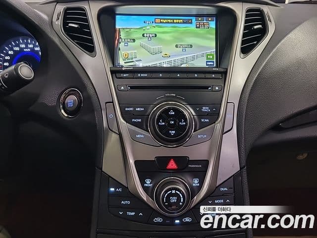 Hyundai Grandeur HG Modern, 2014 10