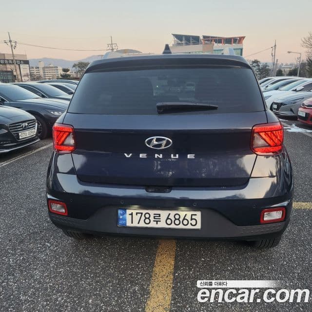 Hyundai Venue 1.6 Flux, 2024 4