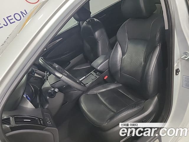 Hyundai YF Sonata люксовая версия, 2010 14