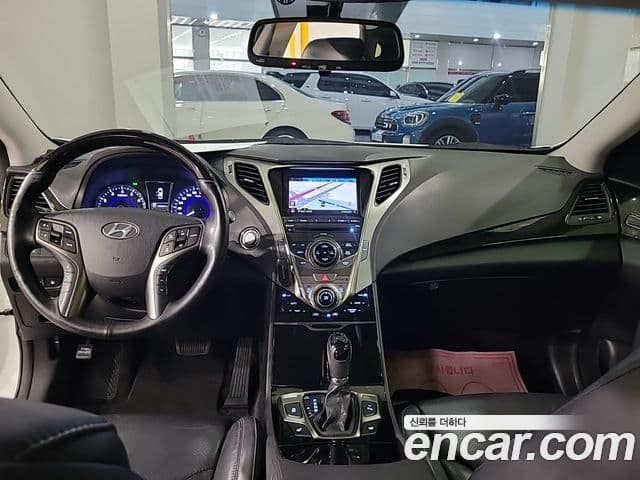 Hyundai Grandeur HG Luxury, 2012 8