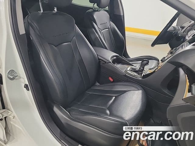 Hyundai Grandeur HG Luxury, 2012 17