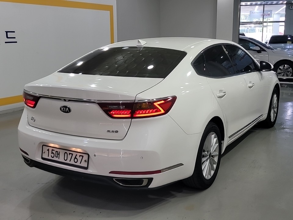 Kia All New K7 Prestige, 2016 3
