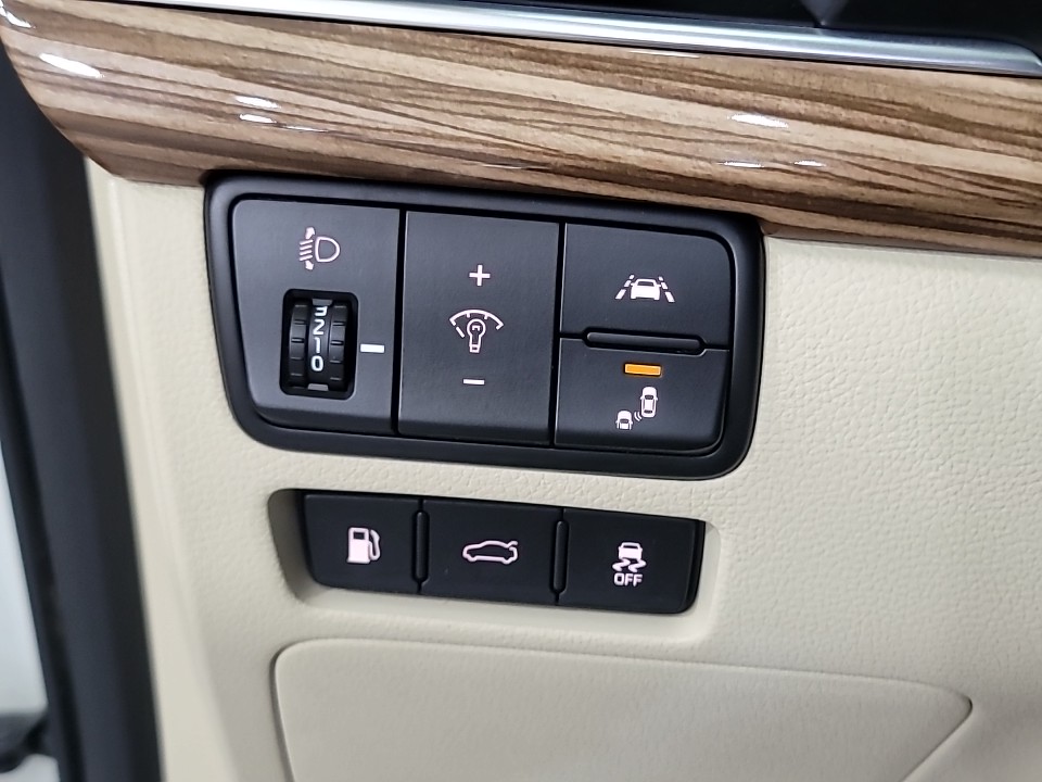 Kia All New K7 Prestige, 2016 10