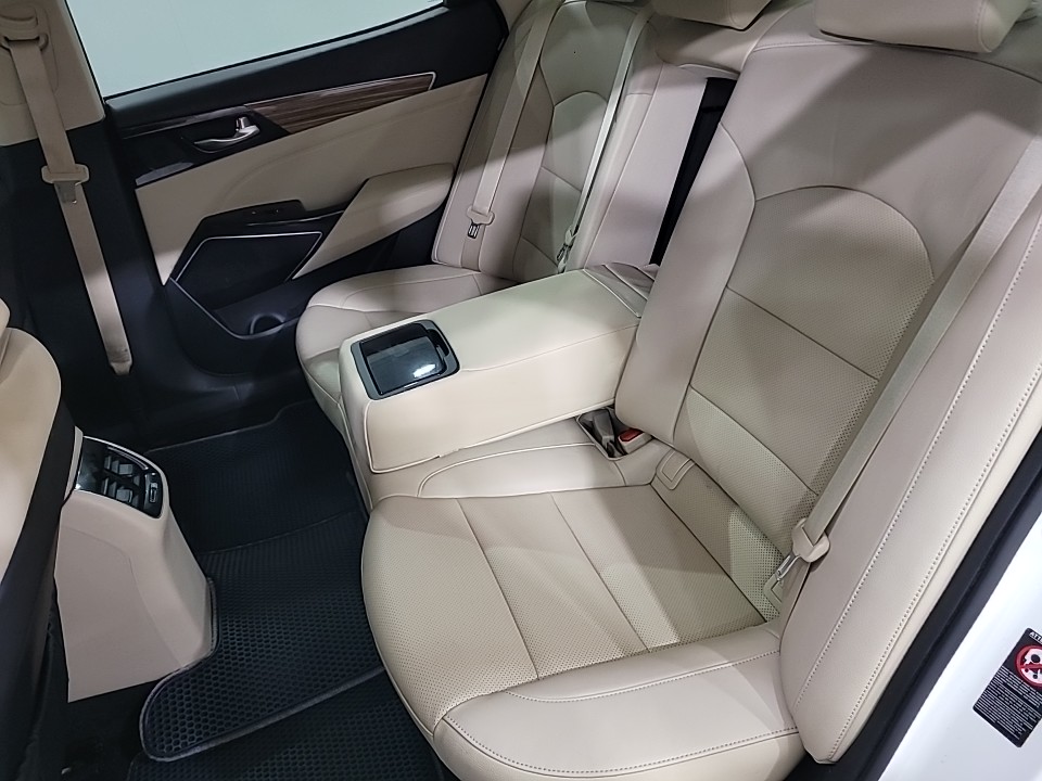 Kia All New K7 Prestige, 2016 14