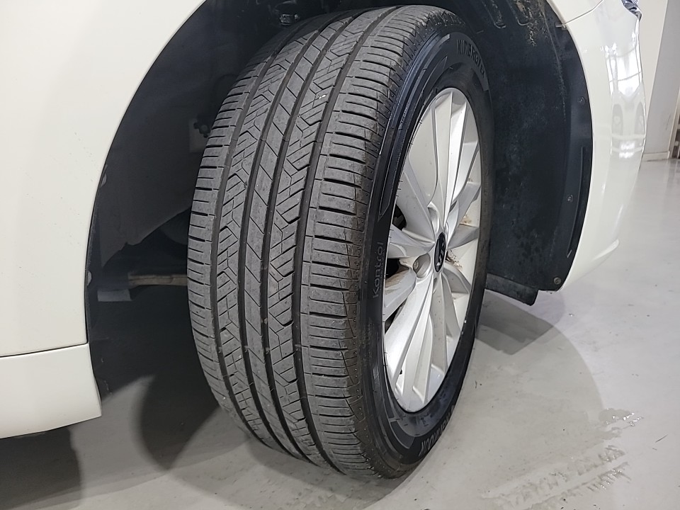 Kia All New K7 Prestige, 2016 19