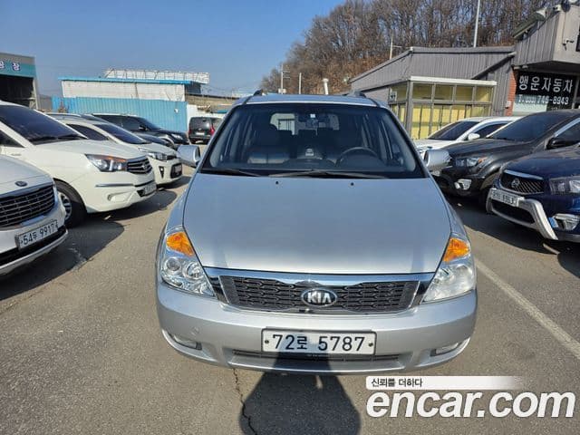 Kia Carnival R топовая версия, 2014 3