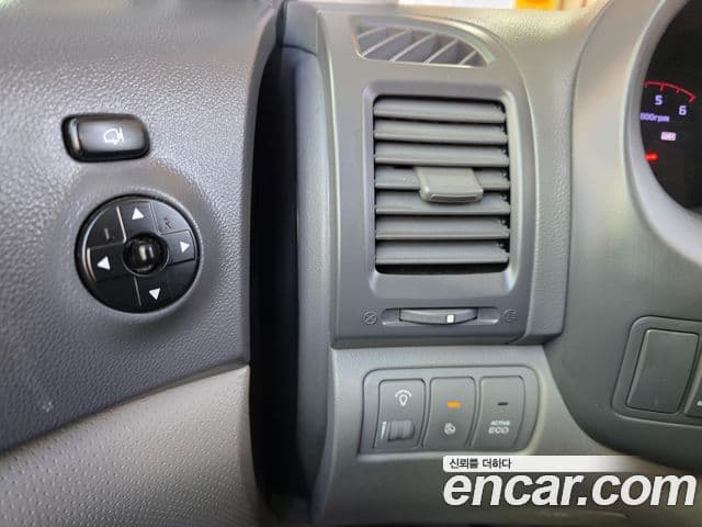 Kia Carnival R топовая версия, 2014 17