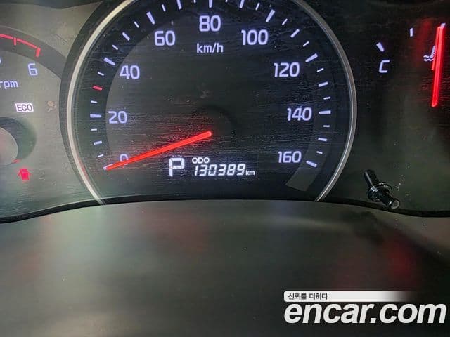 Kia Carnival R топовая версия, 2014 18