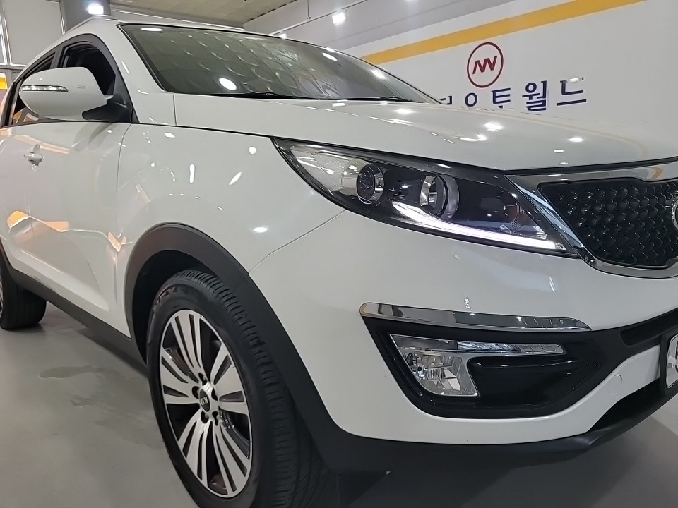 Kia The / новый New Sportage R дизель 2WD Trendy, 2014 16