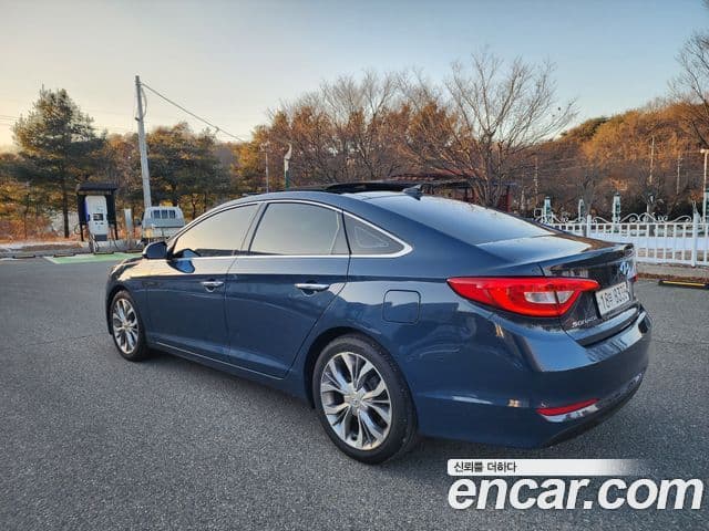 Hyundai LF Sonata Special, 2017 4
