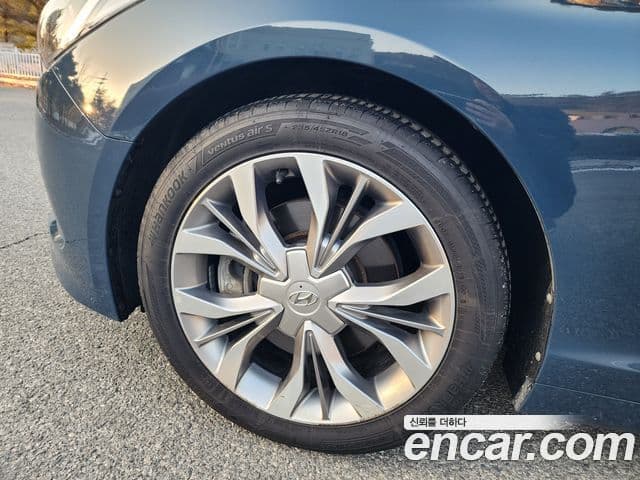 Hyundai LF Sonata Special, 2017 7