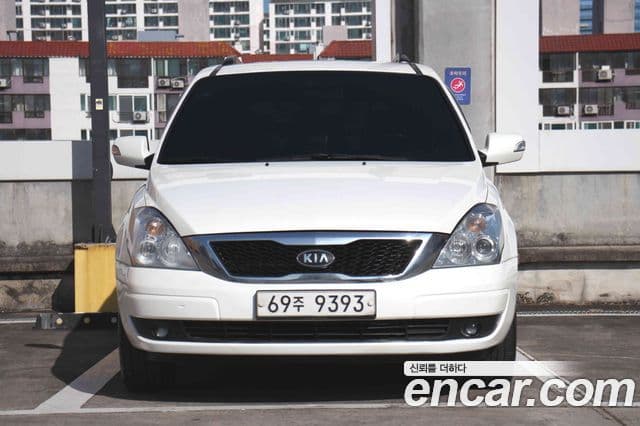 Kia Carnival R топовая версия, 2010 3