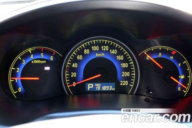 Kia Carnival R топовая версия, 2010 14