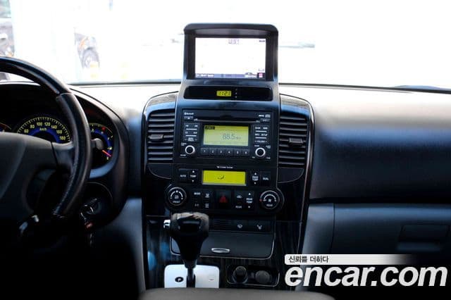 Kia Carnival R топовая версия, 2010 15