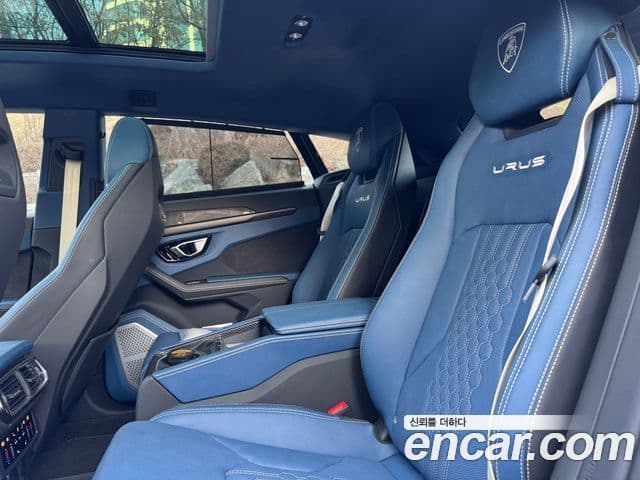 Lamborghini Urus 4.0 V8 S, 2023 9