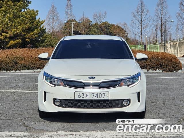Kia K5 гибрид 2세대 Noblesse, 2018 1